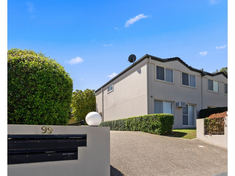 3/97 Eugaree Street, Southport QLD 4215