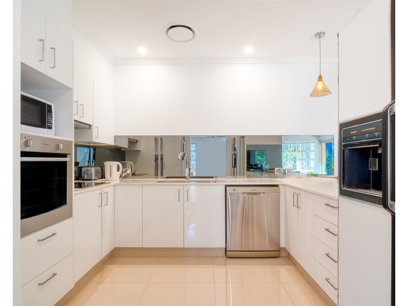 8 Musa Street, Ashmore QLD 4214