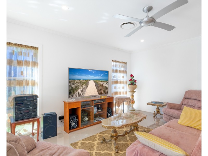 8 Musa Street, Ashmore QLD 4214