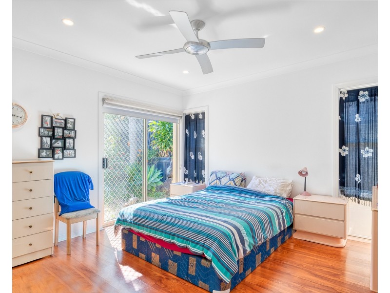 8 Musa Street, Ashmore QLD 4214