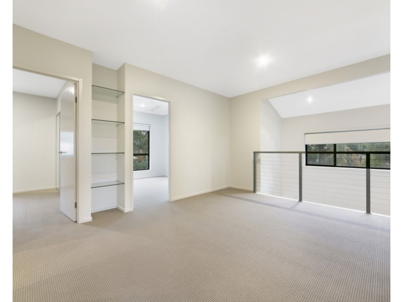 4A/73 Benowa Road, Southport QLD 4215