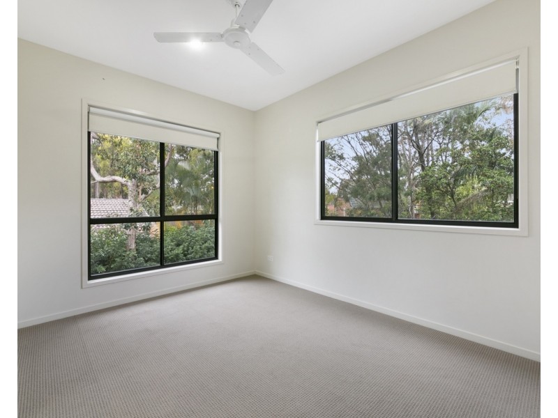 4A/73 Benowa Road, Southport QLD 4215