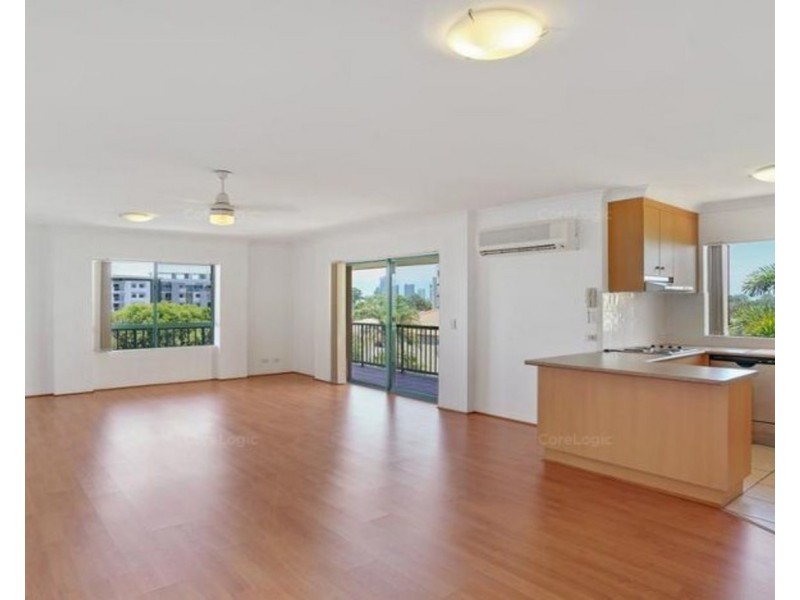 11/12 Gillian Lane, Southport QLD 4215