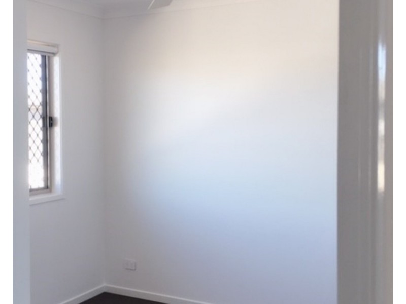30 Arundel Springs Avenue, Arundel QLD 4214