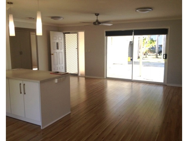 16 York Street, Southport QLD 4215