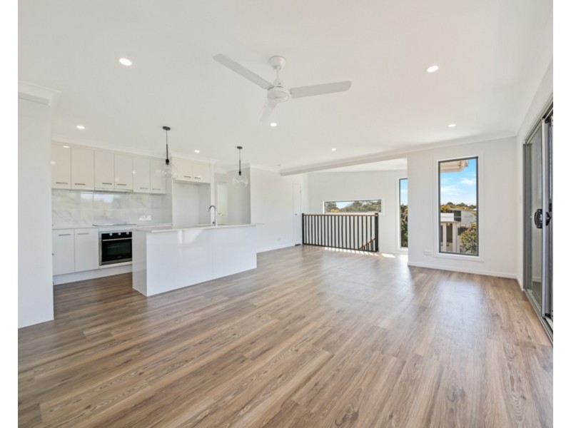 5/116 Eugaree Street, Southport QLD 4215