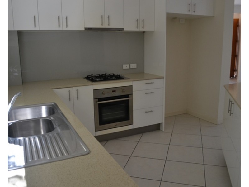 1B Bradbrook Street, Southport QLD 4215