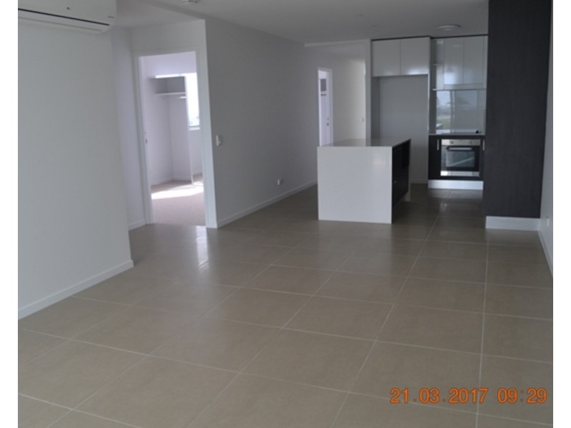 801/26 Spendelove Avenue, Southport QLD 4215