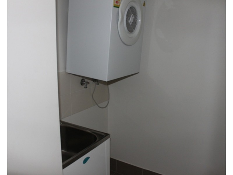 9/13d Wyndham Avenue, Southport QLD 4215