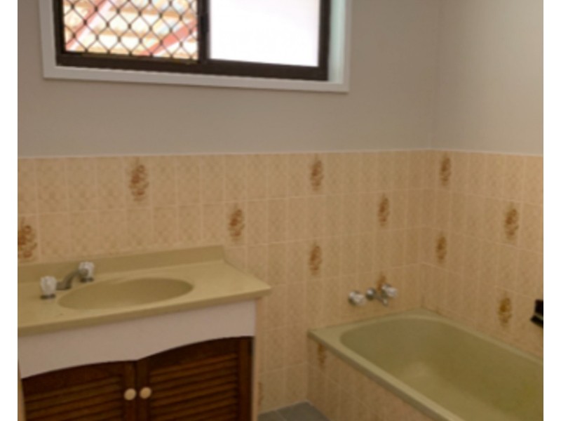 148 Benowa Road, Southport QLD 4215