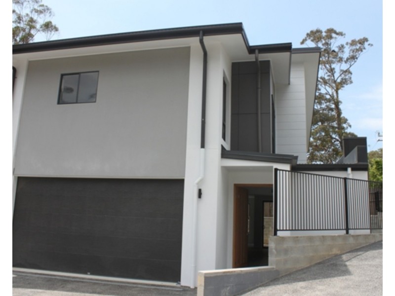 1/71 Ridgeway Avenue, Southport QLD 4215