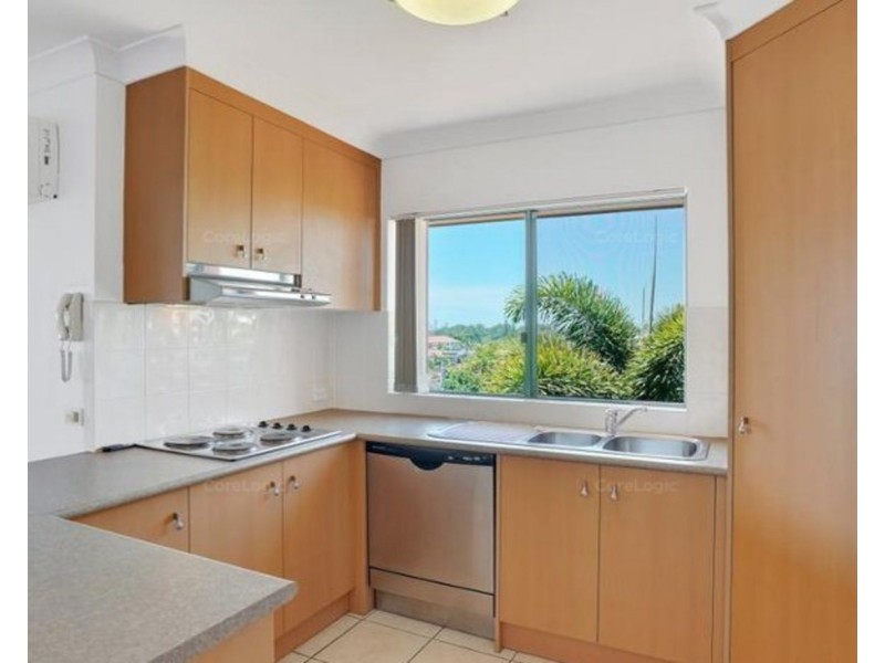 11/12 Gillian Lane, Southport QLD 4215