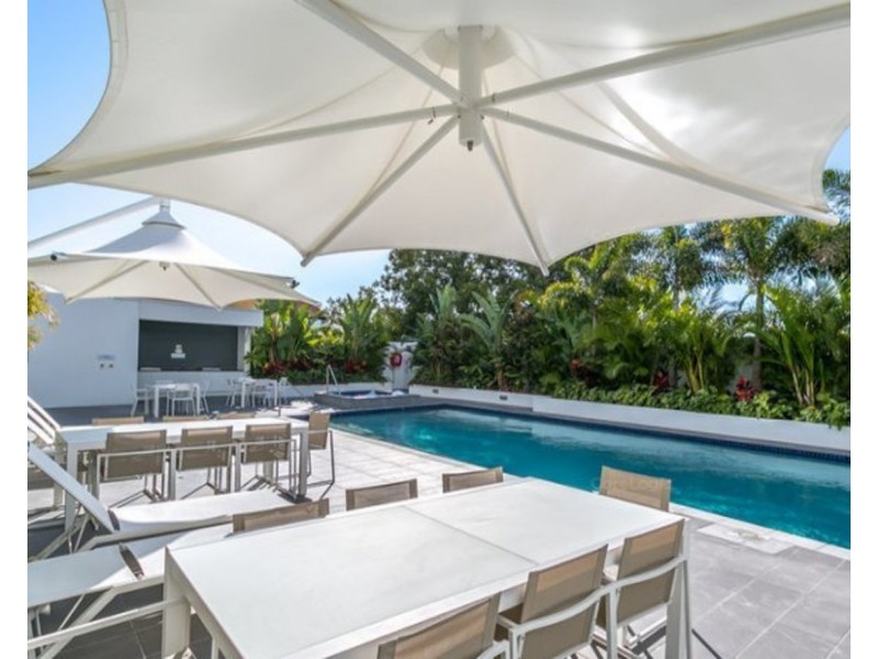 609/20 Labrador Street, Labrador QLD 4215