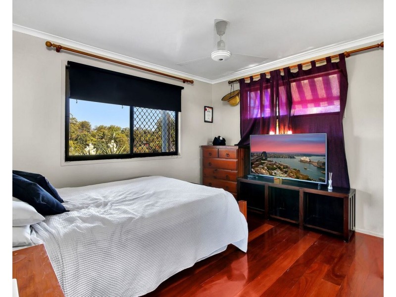 2b Warrawee Avenue, Ashmore QLD 4214