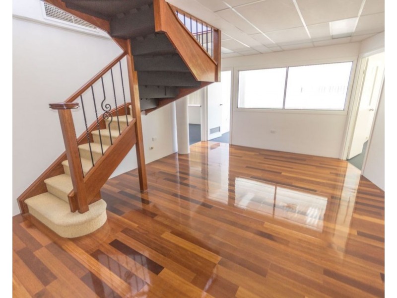 9/17 Karp Court, Bundall QLD 4217