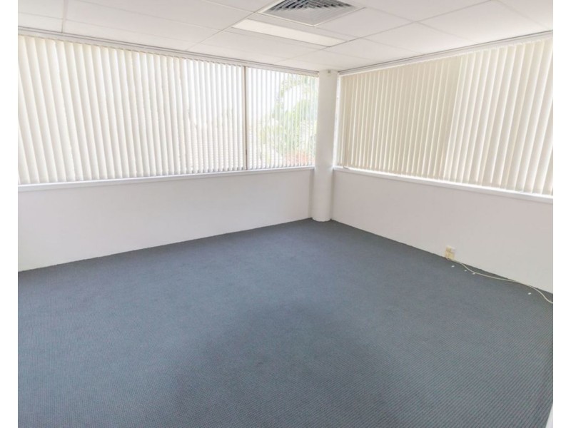 9/17 Karp Court, Bundall QLD 4217