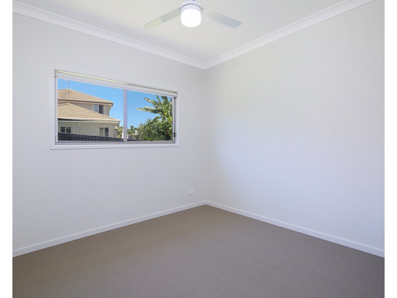2/51 Macquarie Avenue, Molendinar QLD 4214