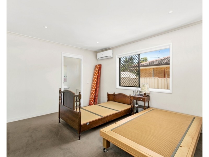 40 Ashgrove Avenue, Runaway Bay QLD 4216