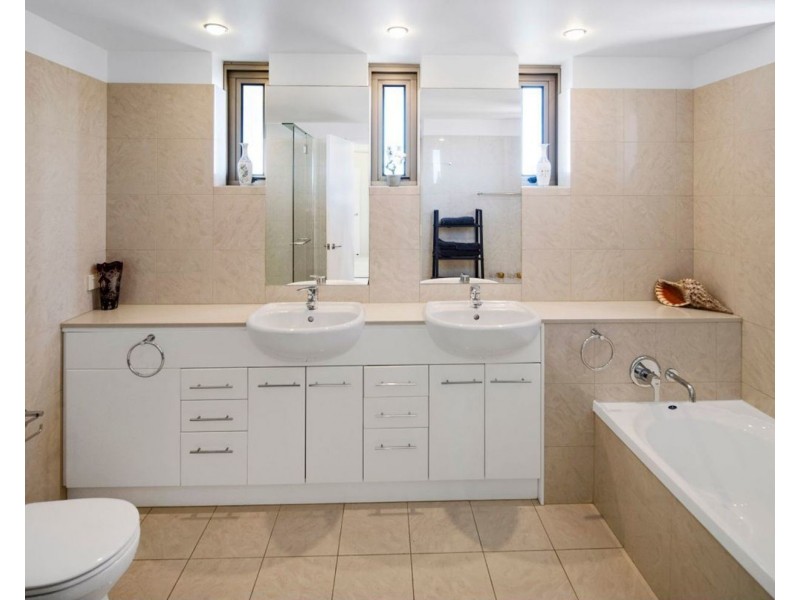 3401/50 Marine Parade, Southport QLD 4215