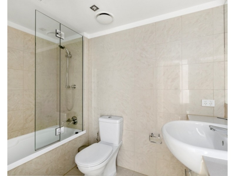 2101/50 Marine Parade, Southport QLD 4215