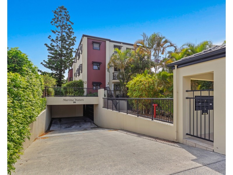 4/26 Bath Street, Labrador QLD 4215