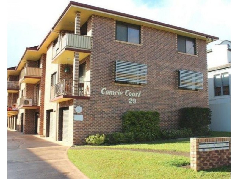 2/29 Lenneberg Street, Southport QLD 4215