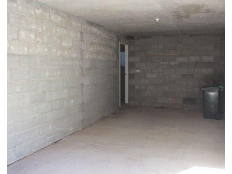 2/29 Lenneberg Street, Southport QLD 4215