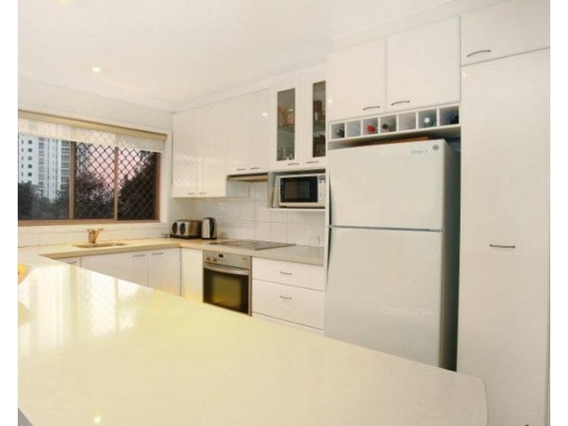 15/61 Bauer Street, Southport QLD 4215