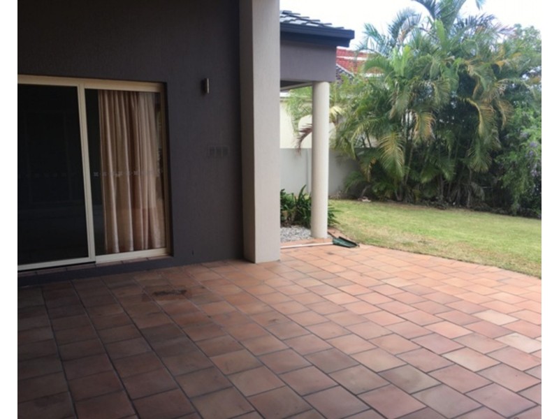 126/40 Cotlew Street, Southport QLD 4215