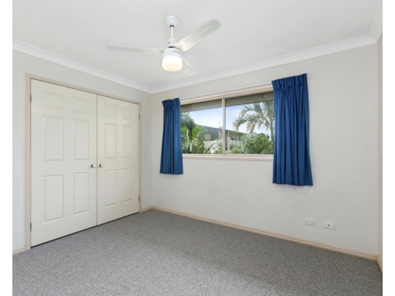 1/61A Eugaree Street, Southport QLD 4215