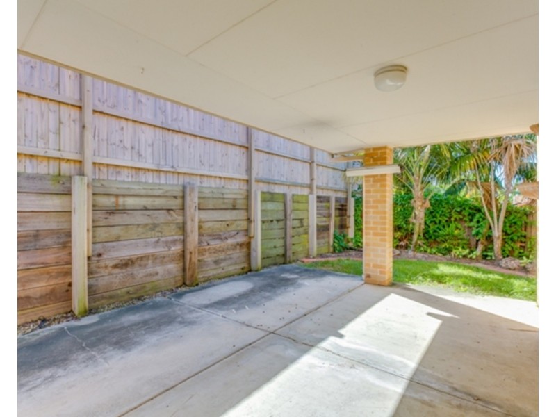 1/61A Eugaree Street, Southport QLD 4215