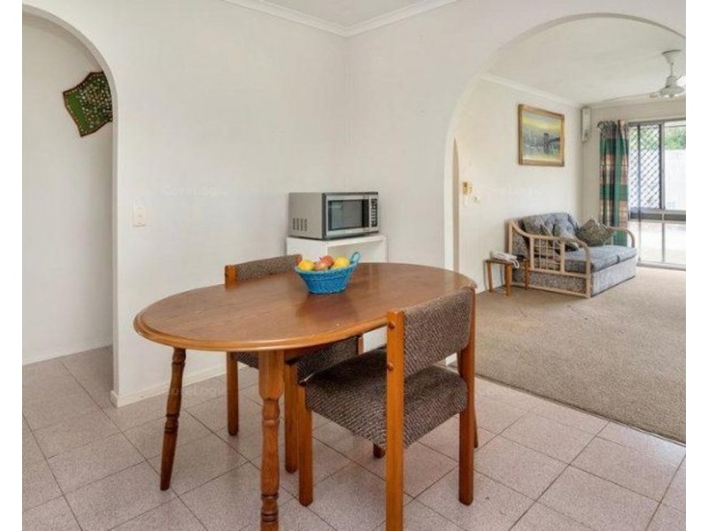 15 Mediterranean Drive, Benowa QLD 4217