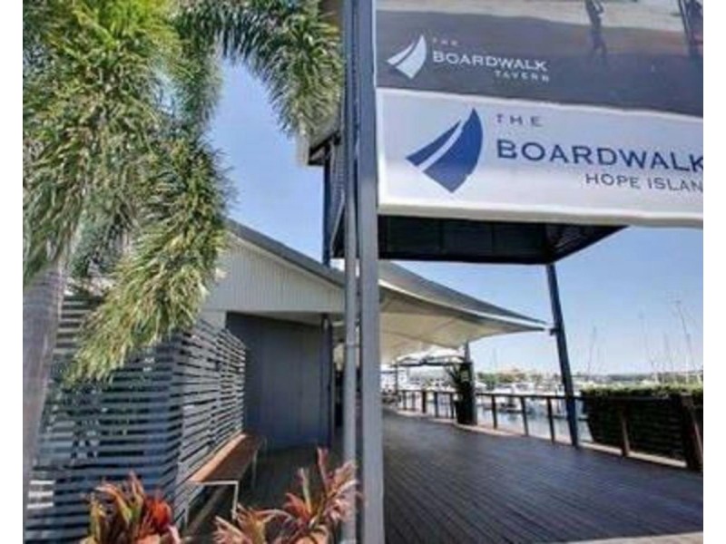 3 Mayfair Lane, Hope Island QLD 4212