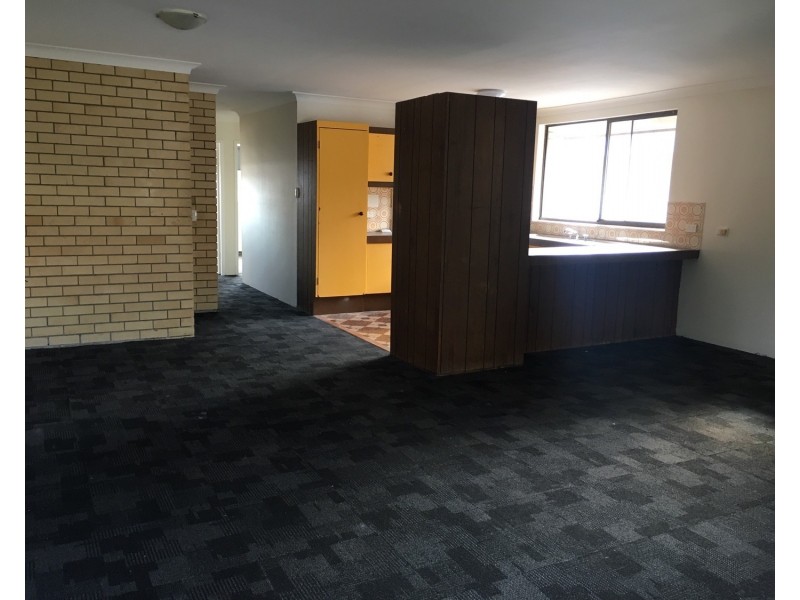 2/15 Leonard Avenue, Surfers Paradise QLD 4217