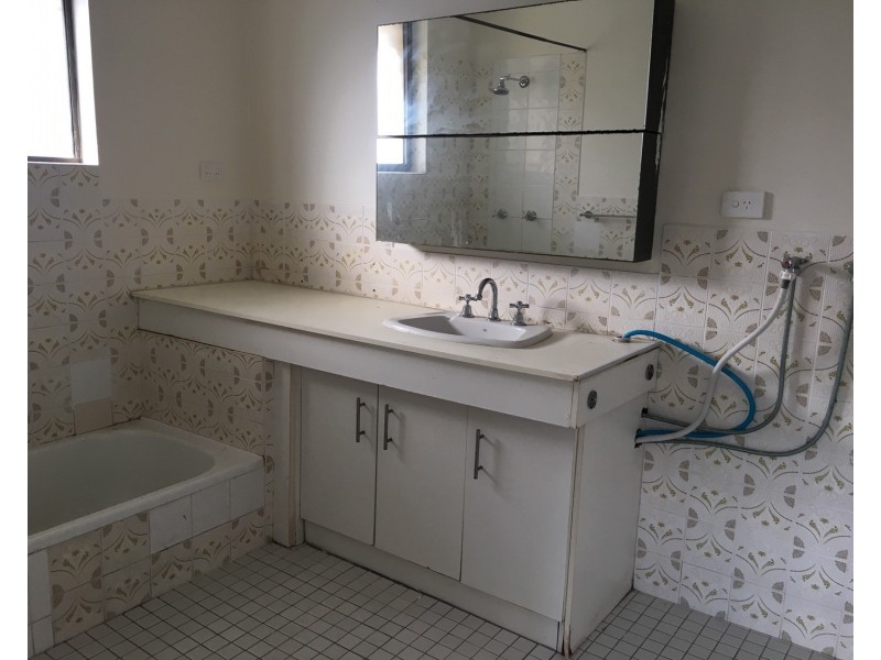 2/15 Leonard Avenue, Surfers Paradise QLD 4217