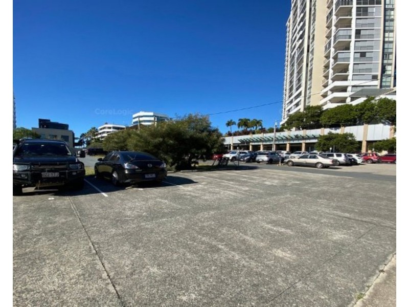 4/115 Scarborough Street, Southport QLD 4215