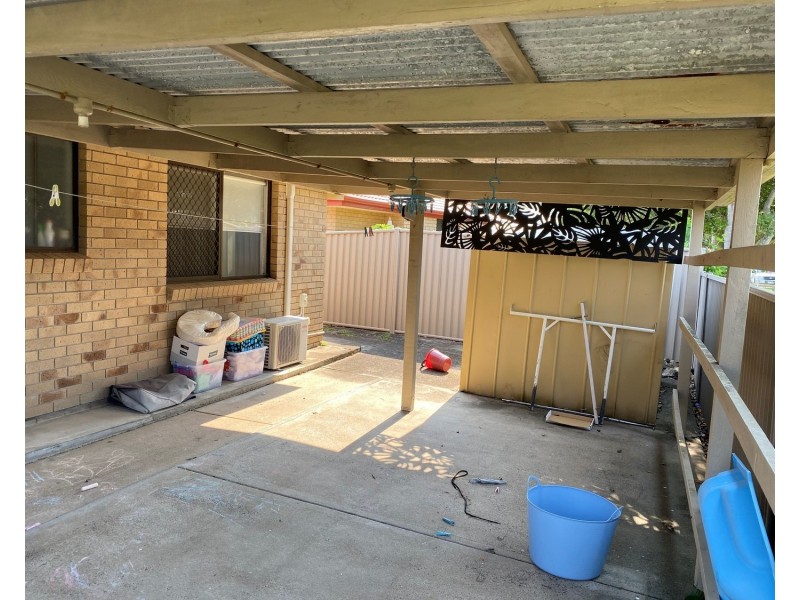 1/6 Burwood Court, Labrador QLD 4215