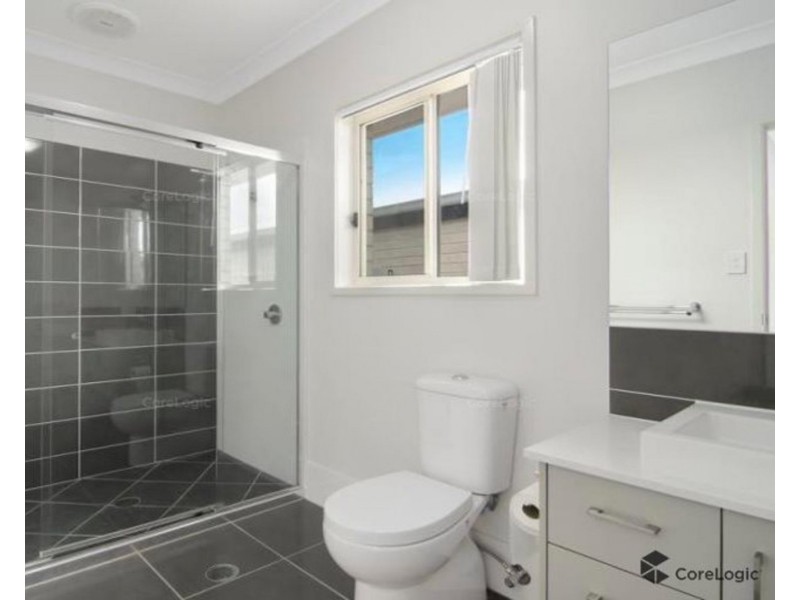 19 Charles Street, Pimpama QLD 4209