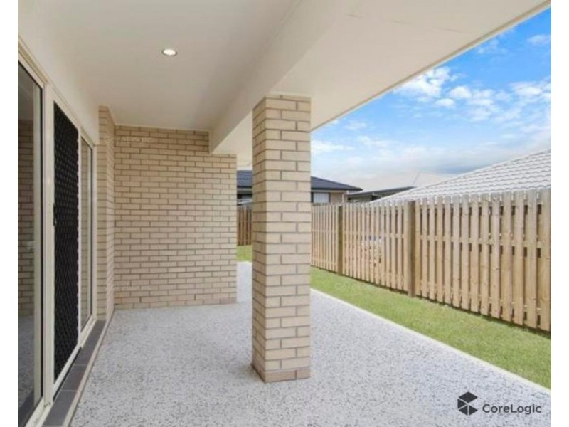 19 Charles Street, Pimpama QLD 4209