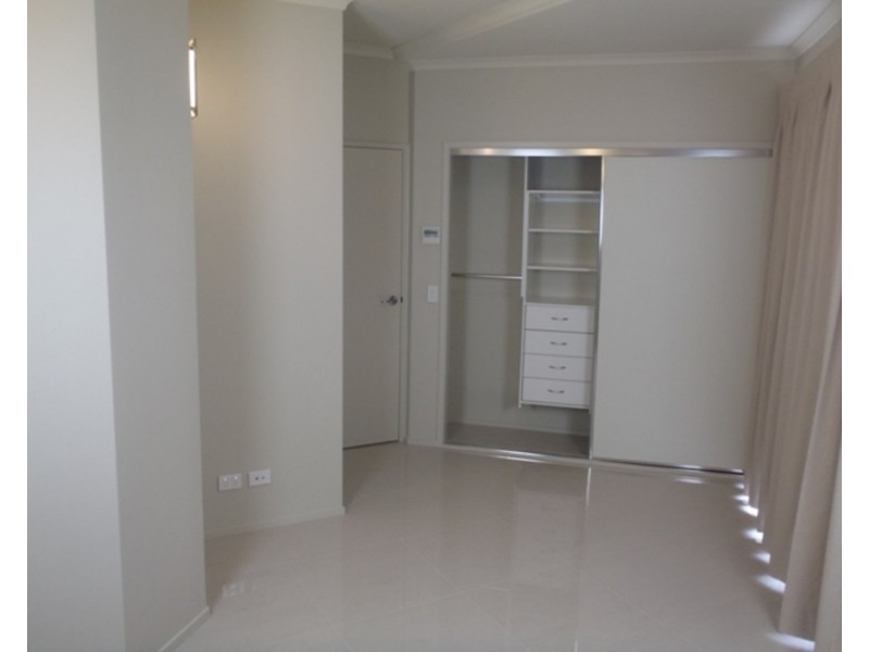 1/20 Lawson Street, Southport QLD 4215