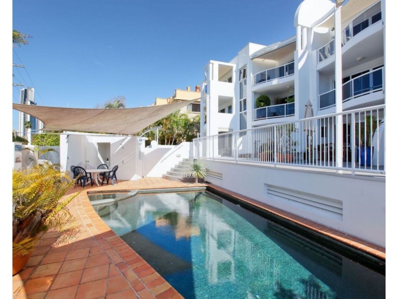 14/96 Stanhill Drive, Chevron Island QLD 4217