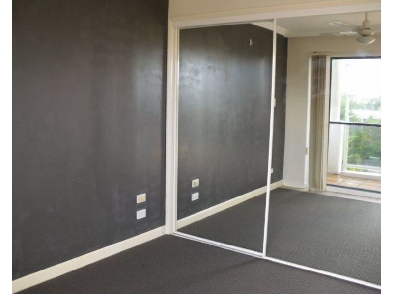 14/96 Stanhill Drive, Chevron Island QLD 4217