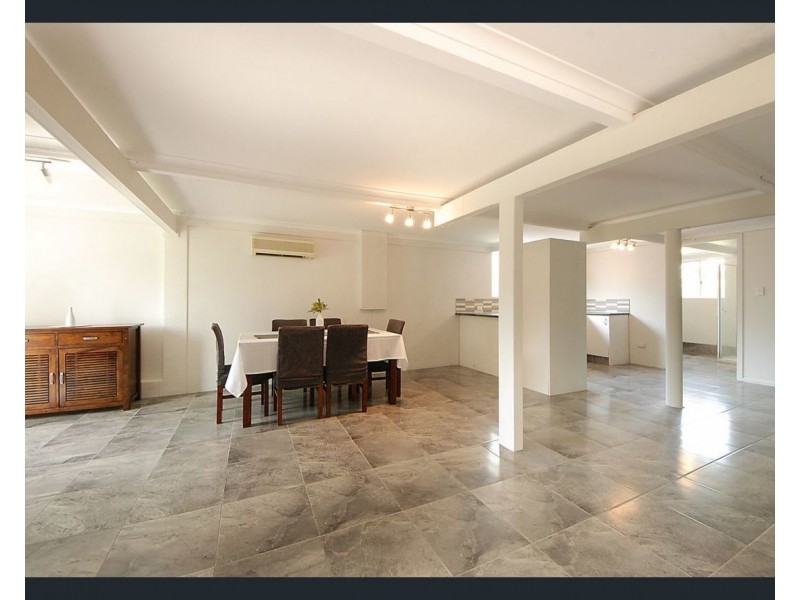 62 Musgrave Avenue, Southport QLD 4215