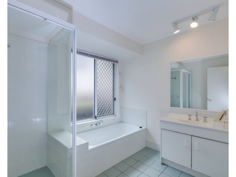 19 Parkwood Boulevard, Parkwood QLD 4214