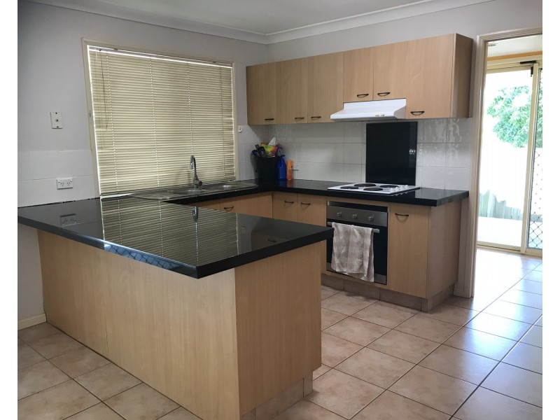 2/83 Minnie Street, Southport QLD 4215