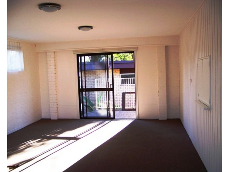 63 Heeb Street, Ashmore QLD 4214