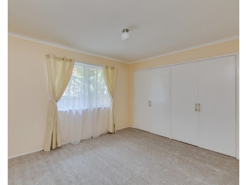 18 Sungold Avenue, Southport QLD 4215