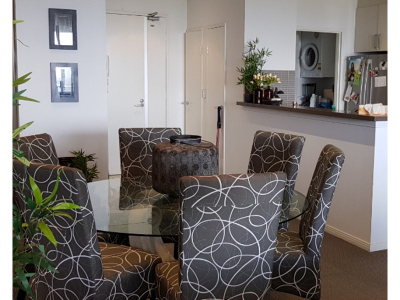 704/4 Como Crescent, Southport QLD 4215