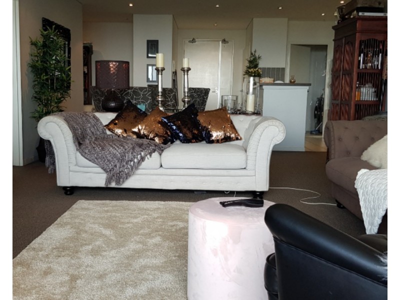 704/4 Como Crescent, Southport QLD 4215