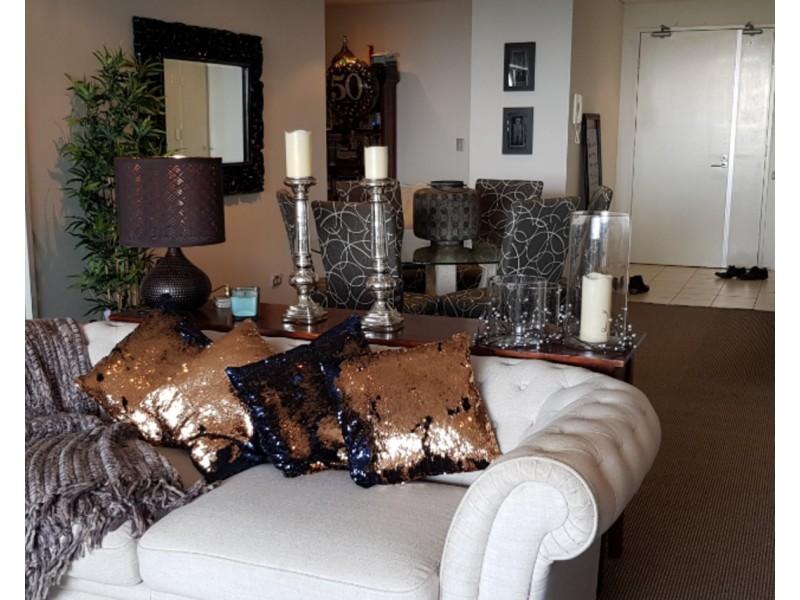 704/4 Como Crescent, Southport QLD 4215